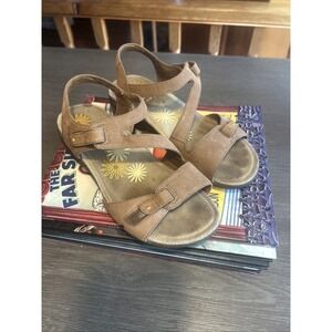 Dansko Women's 36 (6 US) Tan Nubuck Irene Leather Open Toe Strappy Sandals.